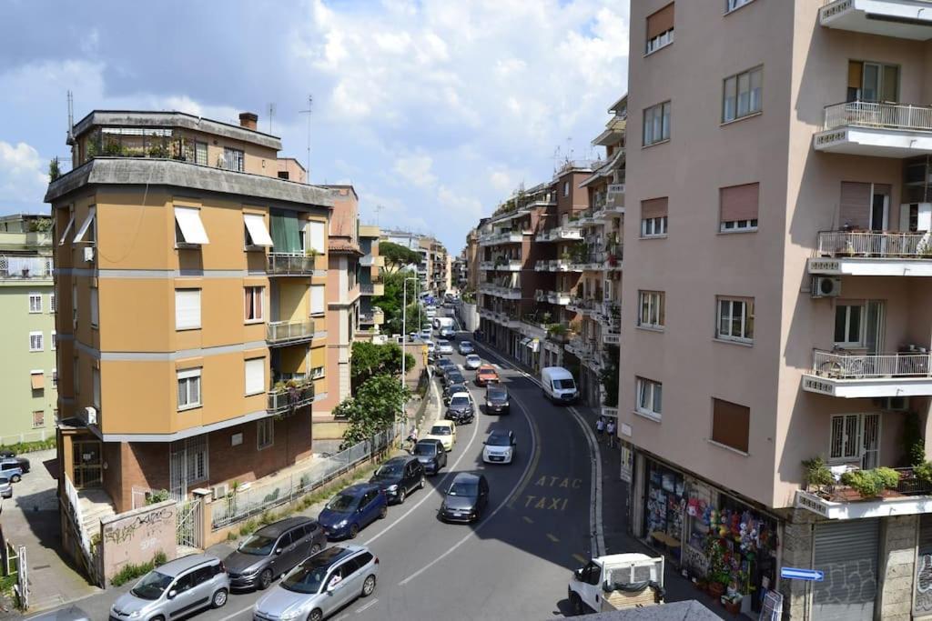 A Due Passi Da San Pietro Hotel Róma Kültér fotó